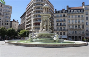 appartement ancien à la vente -   69002  LYON 2EME ARRONDISSEMENT, surface 17 m2 vente appartement ancien - UBI479407979